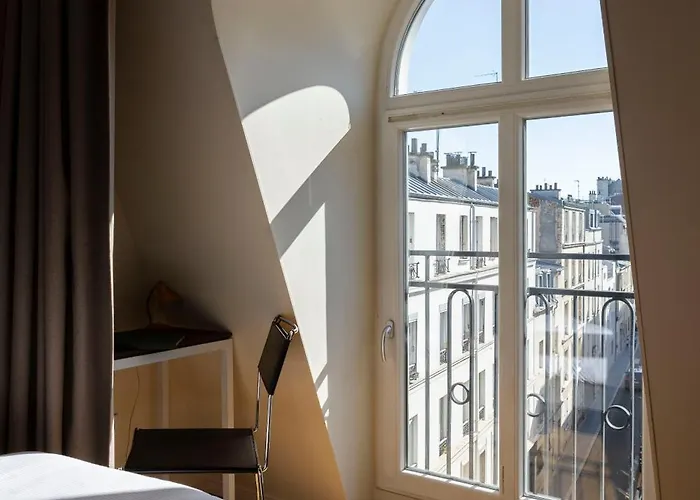 - Orso Отель Париж