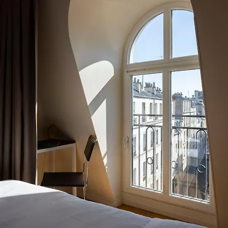 - Orso Отель Париж